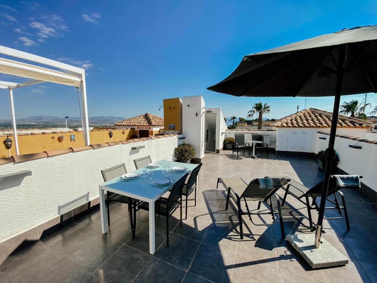 Stunning 2 Bedroom Apartment With Pool View Аликанте Экстерьер фото